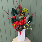 Happy holly-days - Everlasting Arrangement