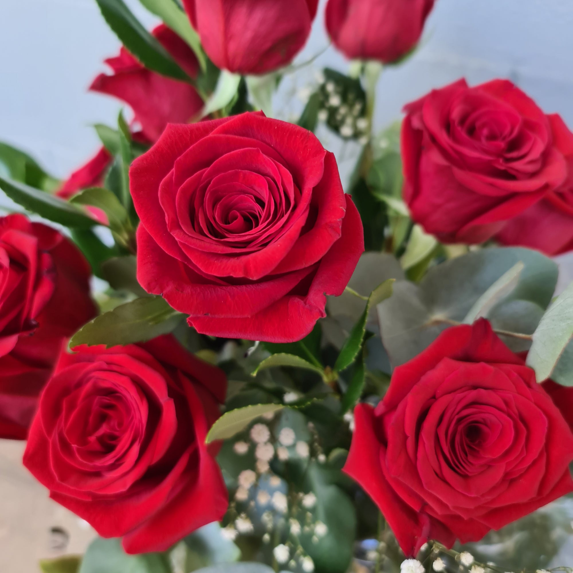 Deluxe Rose Bouquet