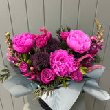 Medium Hat Box Arrangement - Today's Fresh Flowers